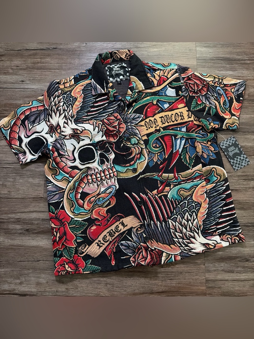 Revel vengeance Black Graphic Skull & Rose Button-Down Shirt